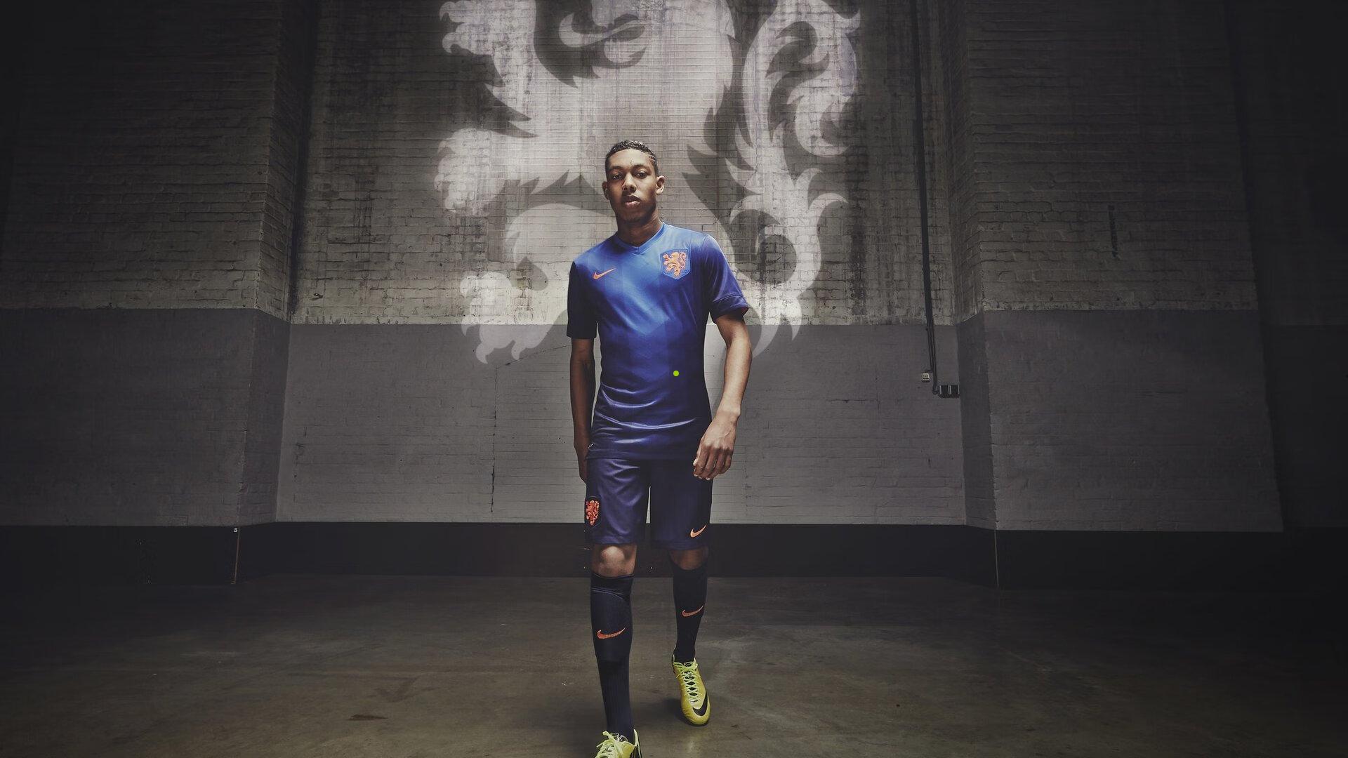 曼联拨乱反正最佳时机已至，战术讨论暂且搁置